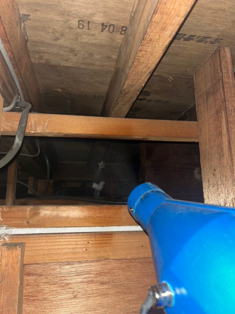 府中市のネズミ対策工事｜T様邸 9